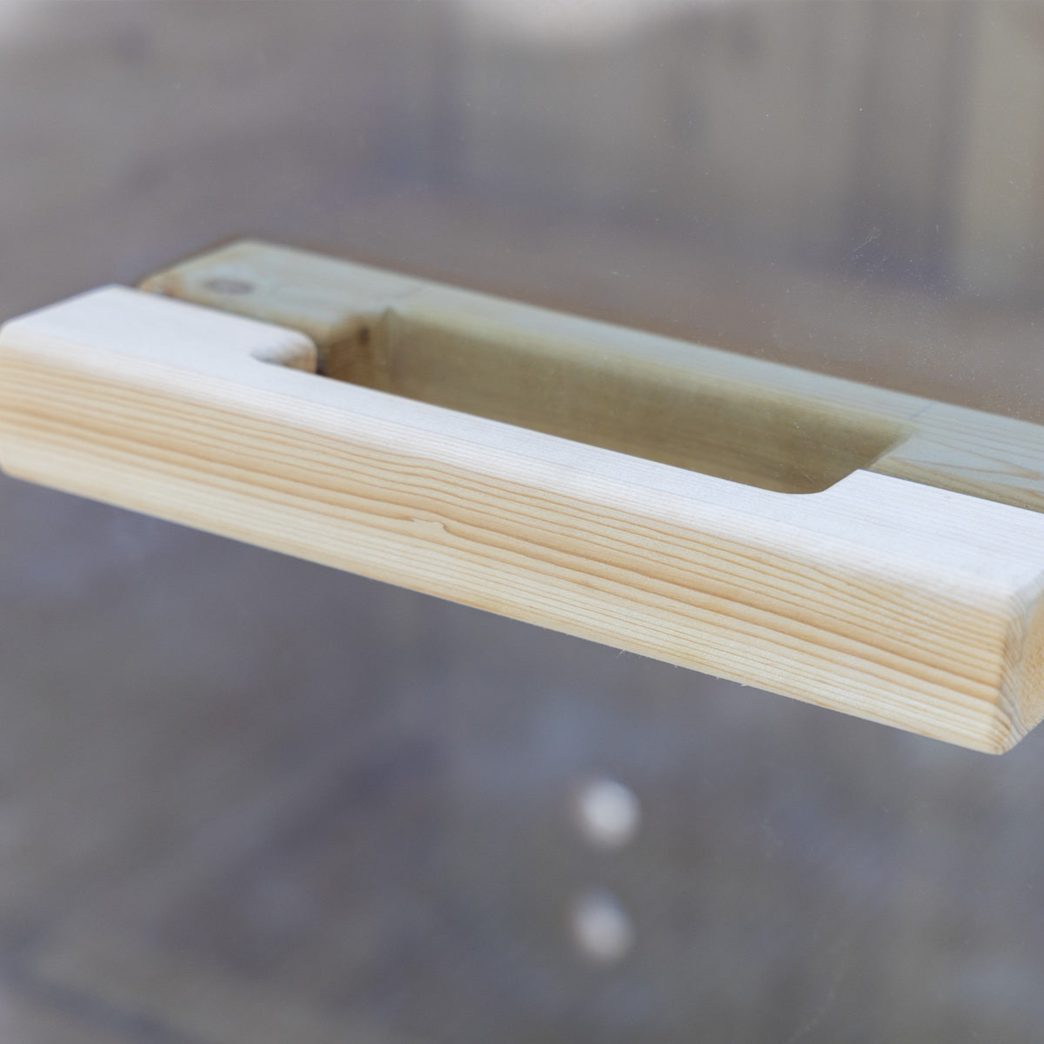 Auris One Luxury Outdoor Cedar Sauna – Cedar Door Handle Detail