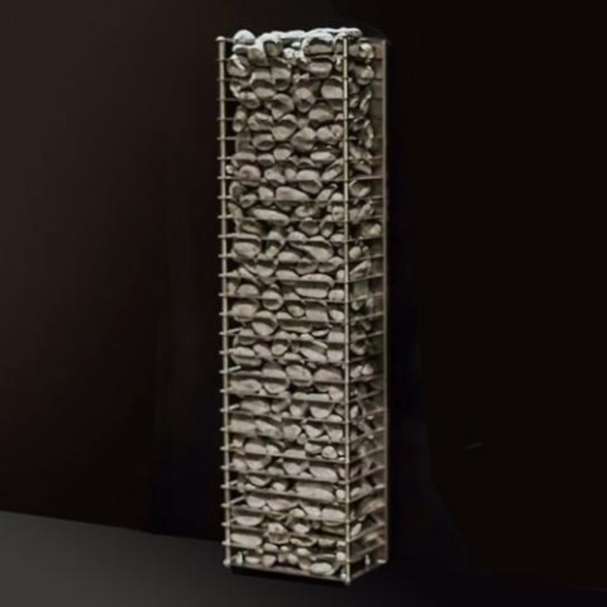 HUUM CLIFF Mini compact vertical heater – angle view