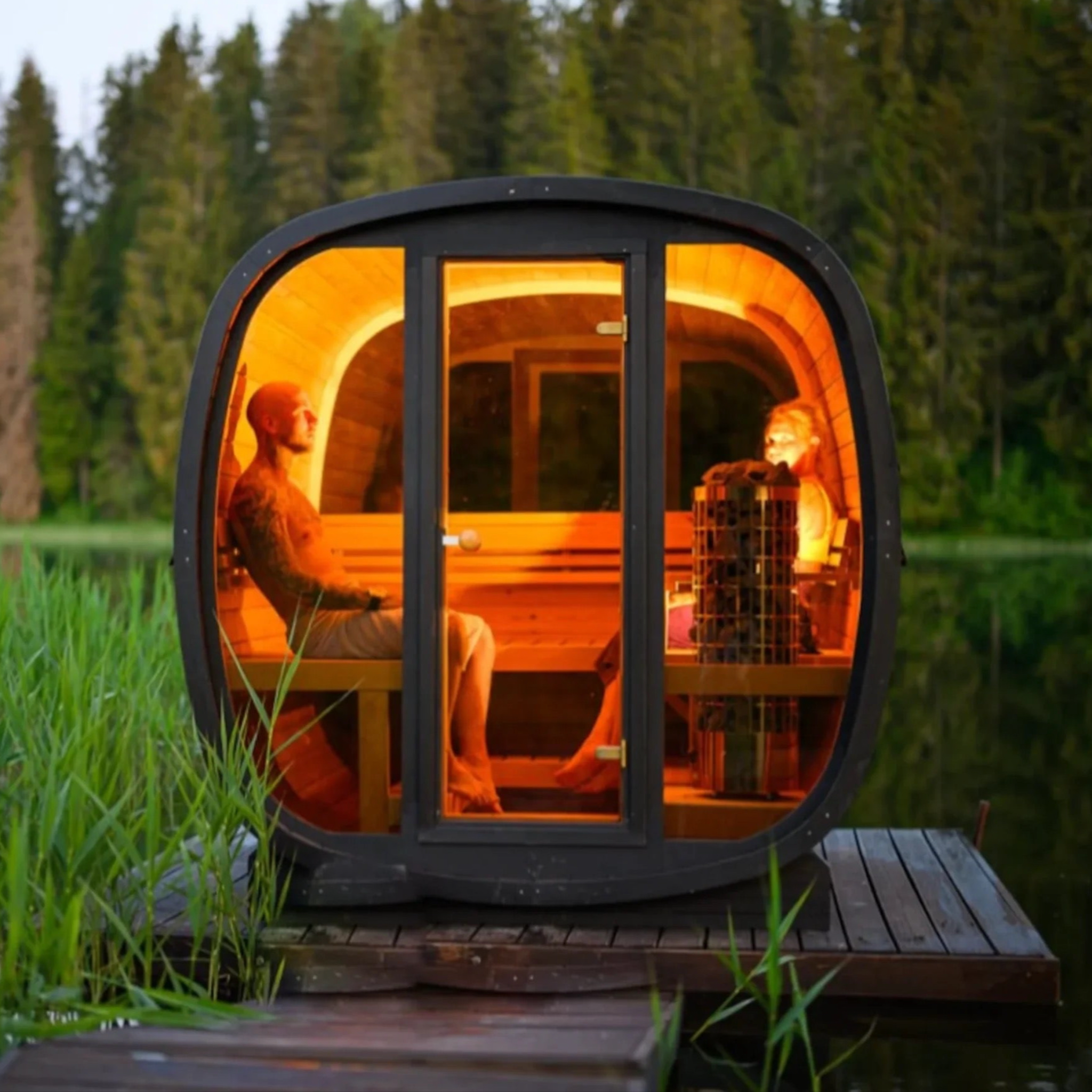 Auris Two Luxury Outdoor Cedar Sauna – 3–4 Person Natural Red Cedar Exterior