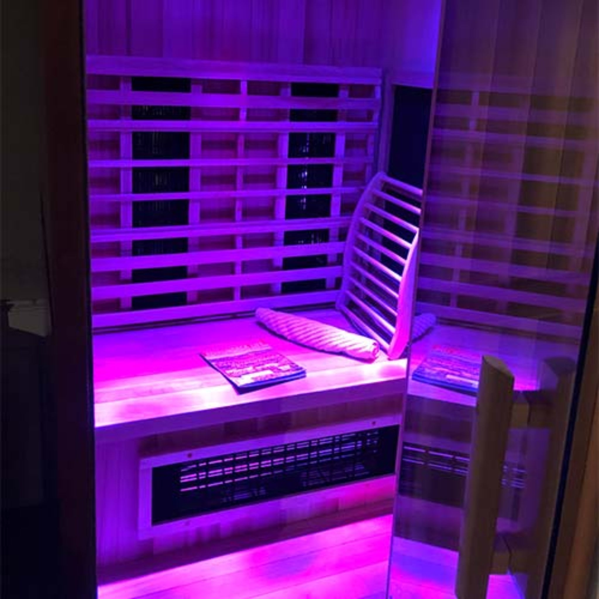 Finnmark FD-2 infrared sauna interior