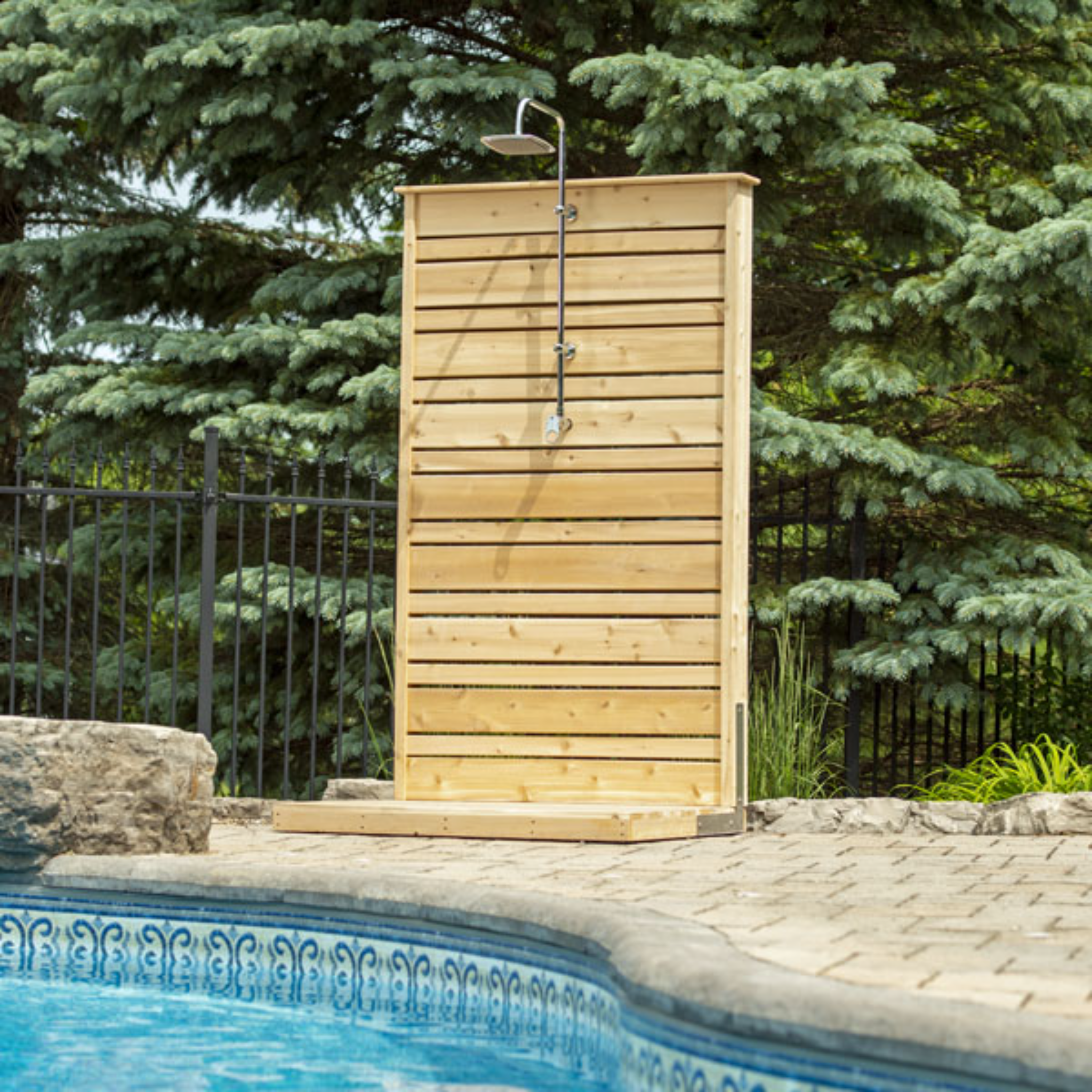 LeisureCraft Savannah Outdoor Shower – Eastern White Cedar Outdoor Rinse Station