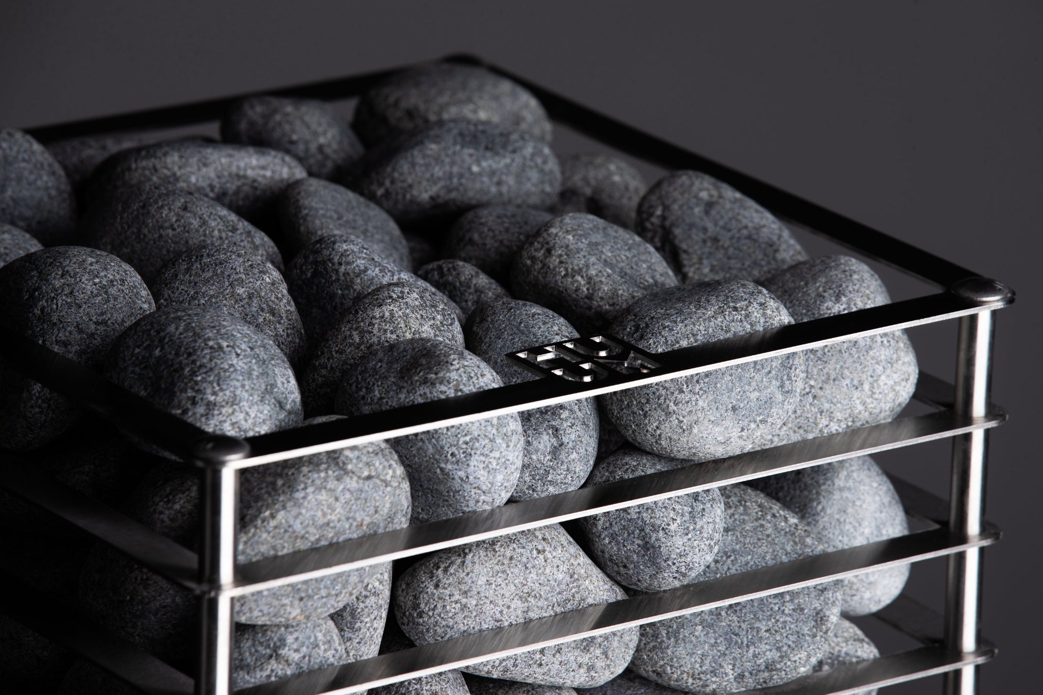 HUUM CLIFF sauna heater — upper stone compartment detail